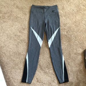 Nike Women’s Leggings
